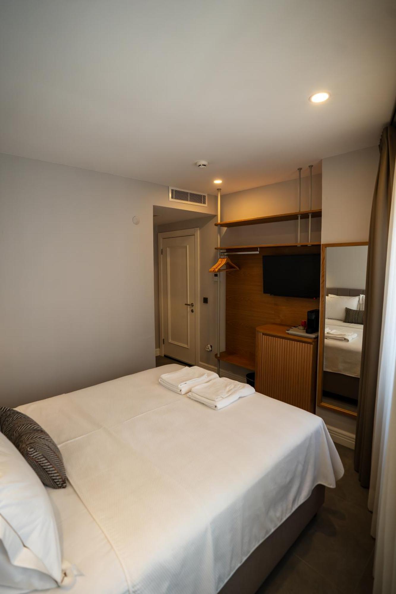 Zena Hotel Alacati Adults Only Exteriör bild